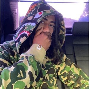 Meet your Posher, Gabino